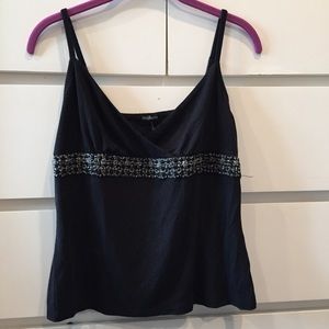 🔴FREE with $10 purchase🔴 Daisy Fuentes tank *Closet clear out LAST CHANCE*